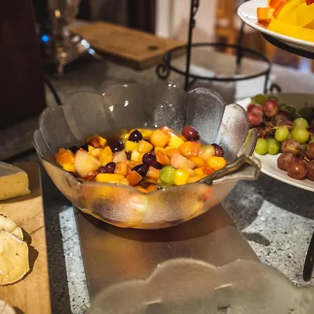 בית הארחה Foresta 4*