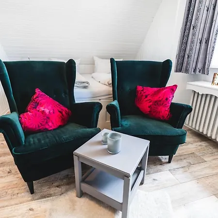 Foresta Guest house 3*